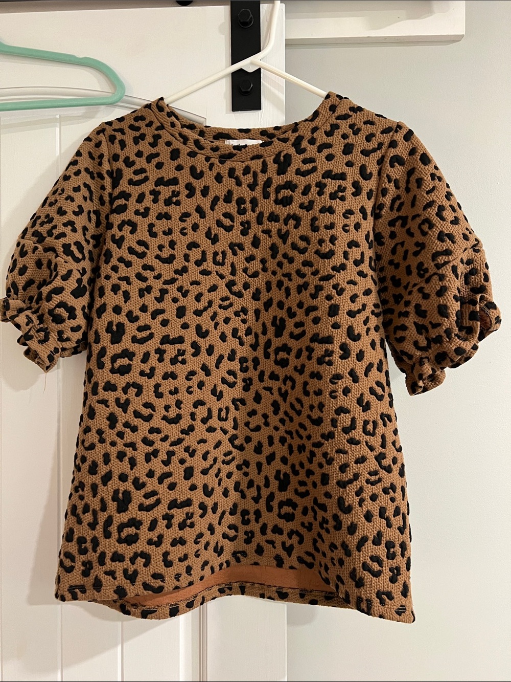 THML Girls' Leopard Print Puff Sleeve Top - Brown & Black